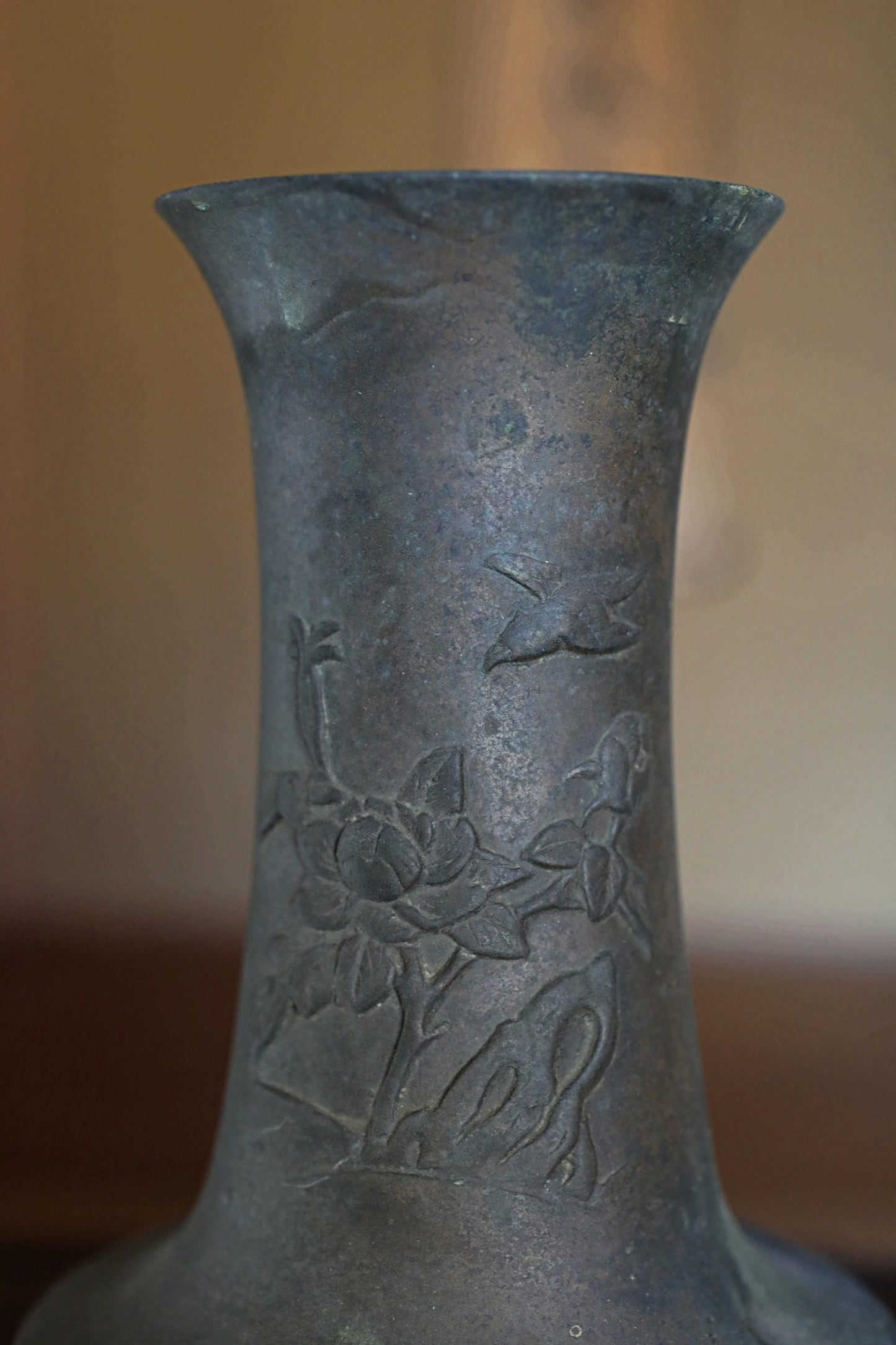 Japanese Antique 1900s bronze vase with Flowers and Birds relief, metal hand craft vase for GIFT, H8×W3.9in/H20.3×10cm