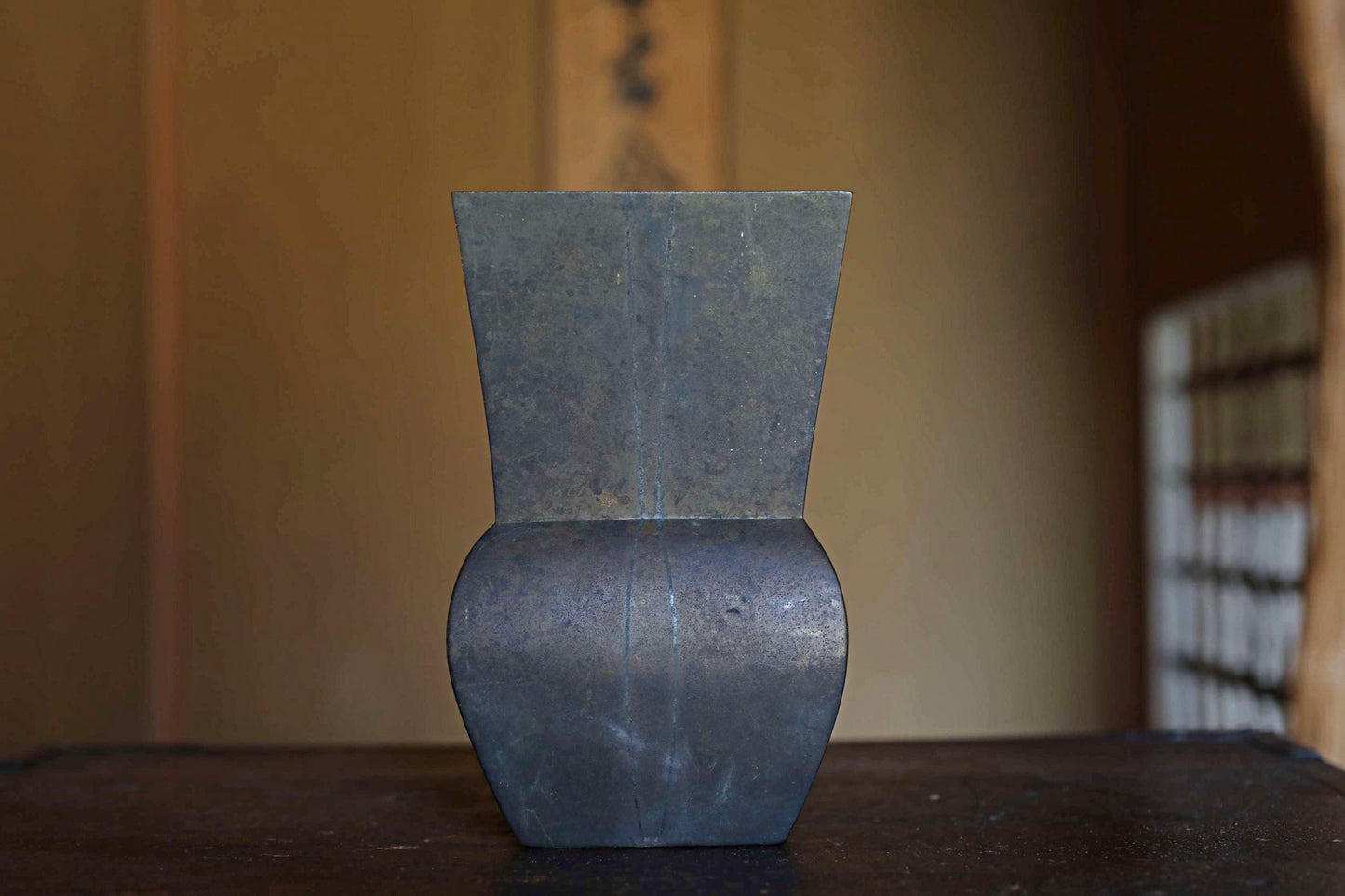 Japanese vintage 1950s bronze vase Contemporary design, metal hand craft vase, For IKEBANA, Tea ceremony H7.1×W5.3in/H18×13.5cm