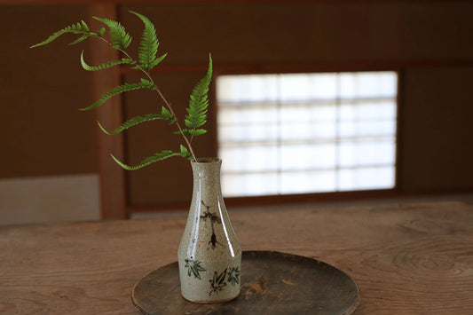 Japanese old ceramic small flower vase hand made INUYAMA ware with autumn leaves, single flower vase H6.7×2.8in/H16×7cm