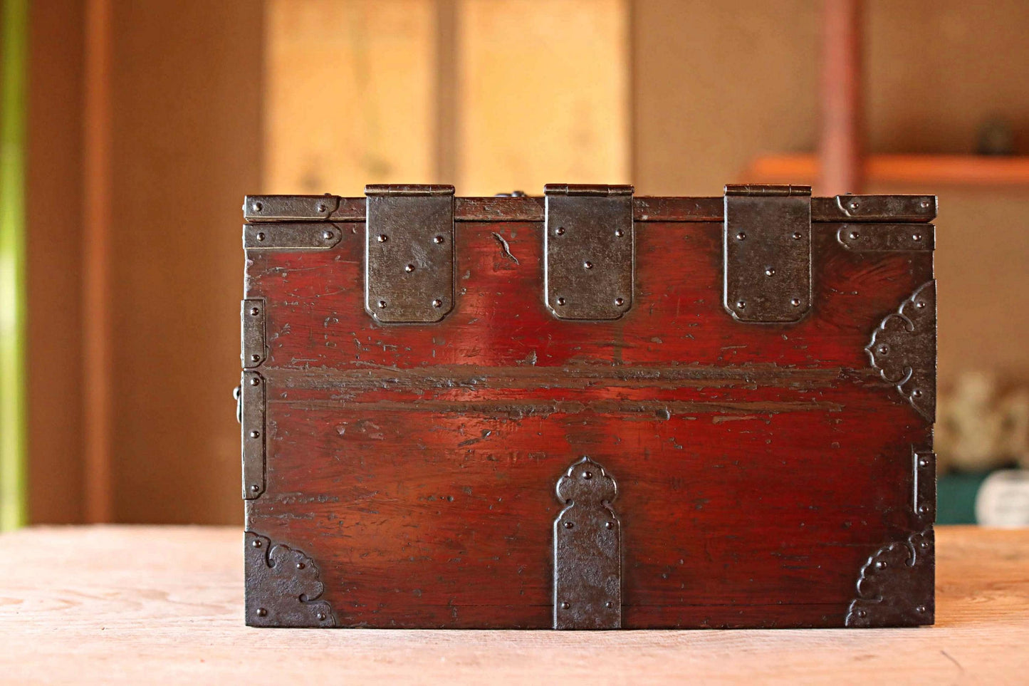 FINE! Japanese furniture Antique Box Chest of Drawers Tansu with key INKSTONE case Suzuribako SAMURAI Crest metal 1870s W14.4in/W36.5cm