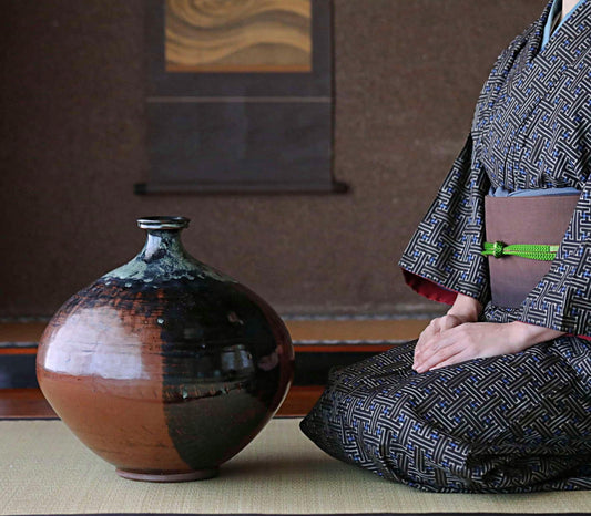 BIG! RARE! Japanese vintage ceramic jar Mashiko ware MINGEI, Half black and half brown H17.3xW12.2/H44xW31cm