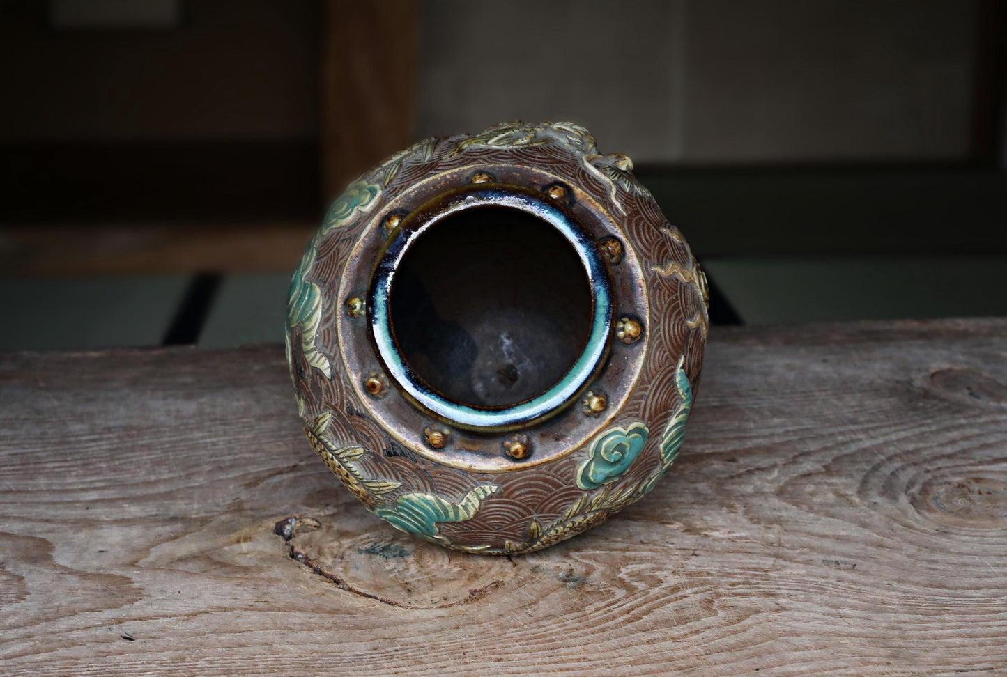 FINE! RARE! Japanese antique 1800s Dragon vase by Ryukyu Kingdom hand craft beautiful dragon and waves jar H8.3×7.9in/H21×20cm