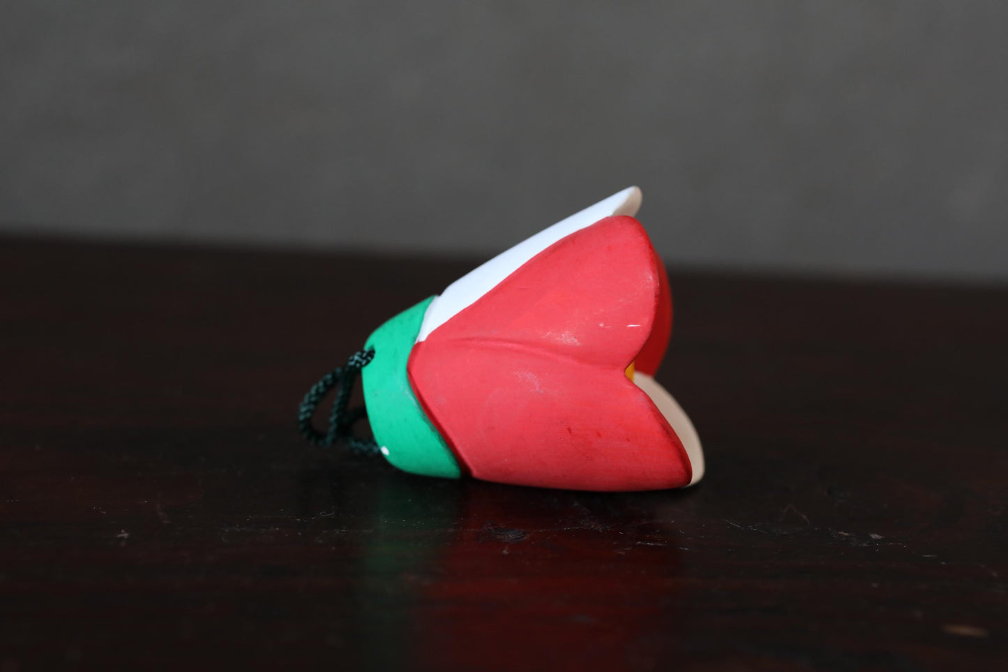 Japanese small pottery bell TSUBAKI flower Camellia japonica doll Paper weight, Ornaments Japanese vintage small bell H2.2in/5.7cm