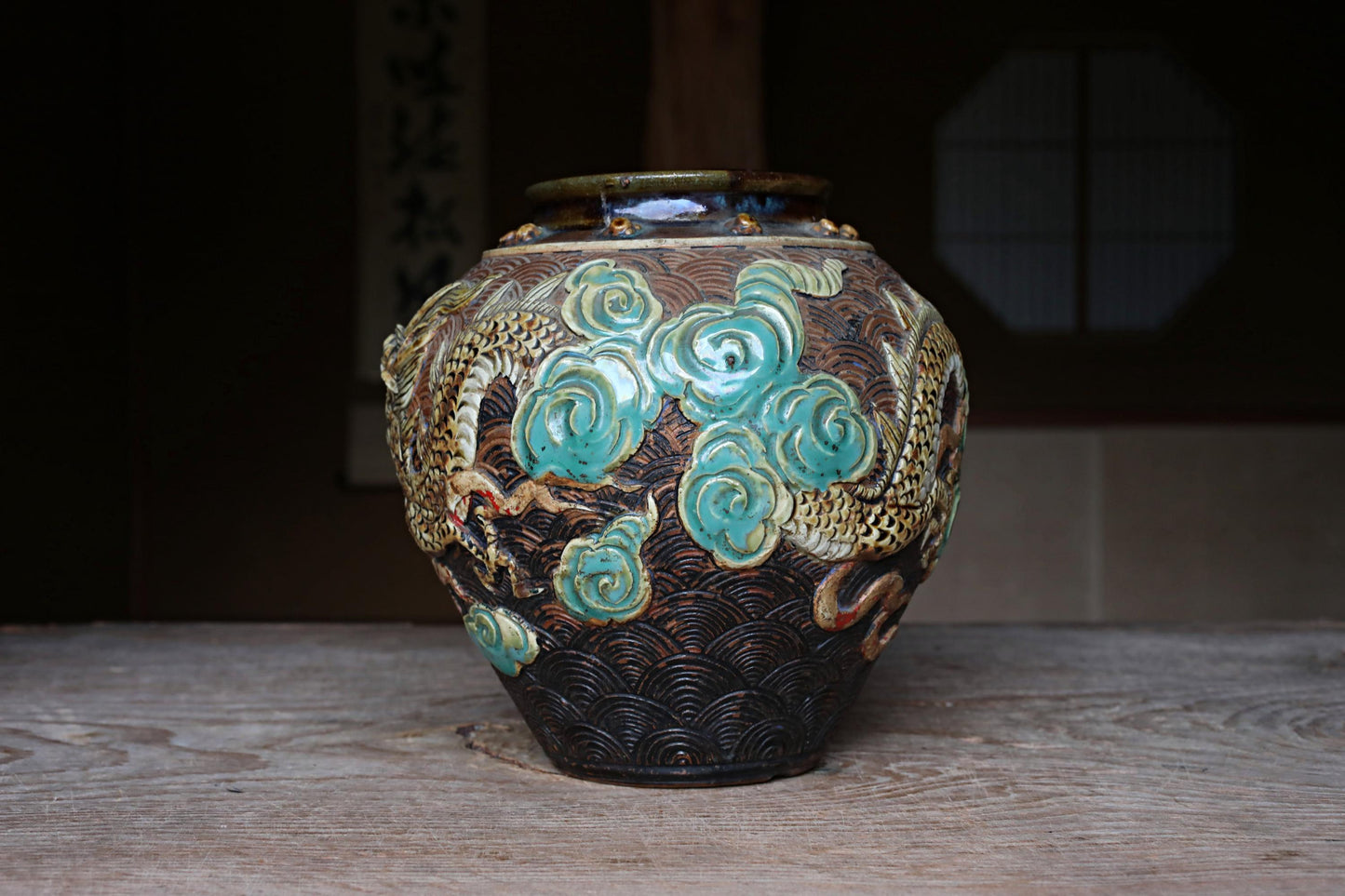 FINE! RARE! Japanese antique 1800s Dragon vase by Ryukyu Kingdom hand craft beautiful dragon and waves jar H8.3×7.9in/H21×20cm
