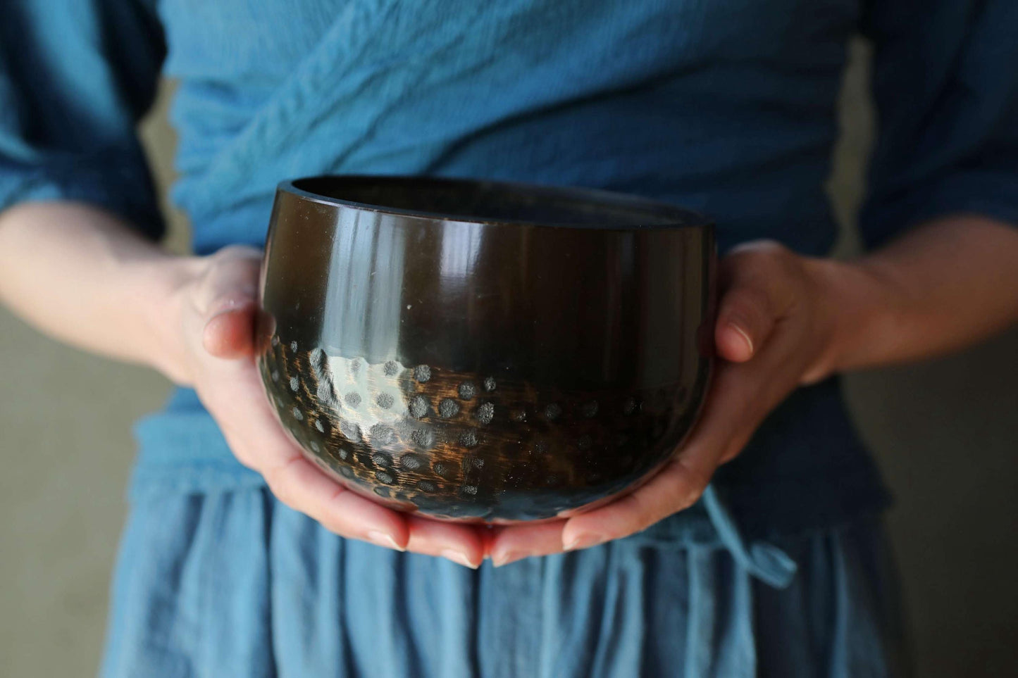 Japanese vintage Bronze buddhist chanting bell with flower design cushion, Singing Bowl, ORIN Buddhist temple with stick W5.5in/14cm