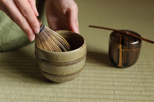 Fine green tea bowl Japanese antique CHAWAN Rikyu利休 like bale shaped handmade Matcha Cup Tea Ceremony with box sign H3.3×3.9in/H8.5×9.8in