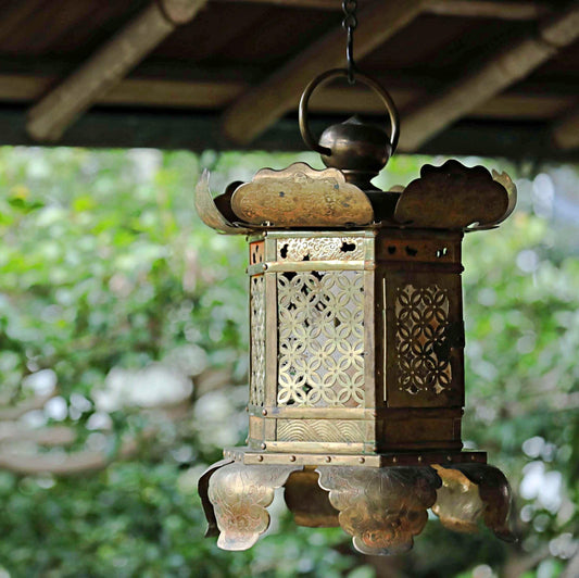 FINE! 1897s Japanese Antiques buddhist hanging lantern gold brass metal hexagonal , lotus design, from Buddhist temple H13.8in/H35cm