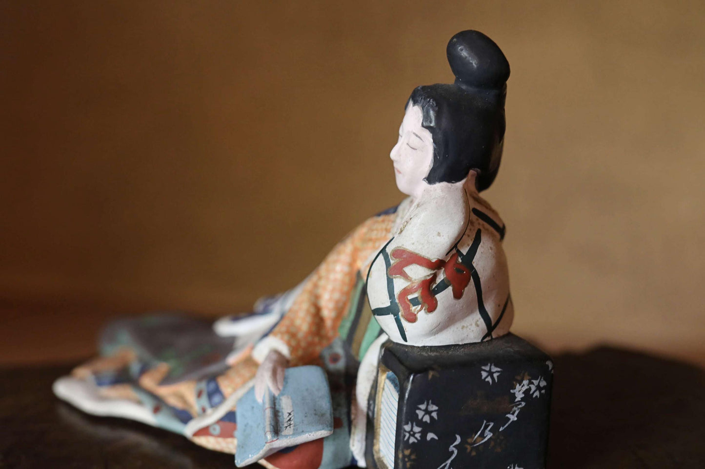 Japanese antique doll GEISYA napping woman doll in kimono with book made of pottery, Kanji 月moon, 花flower H3.9×7.5in/H10×19cm