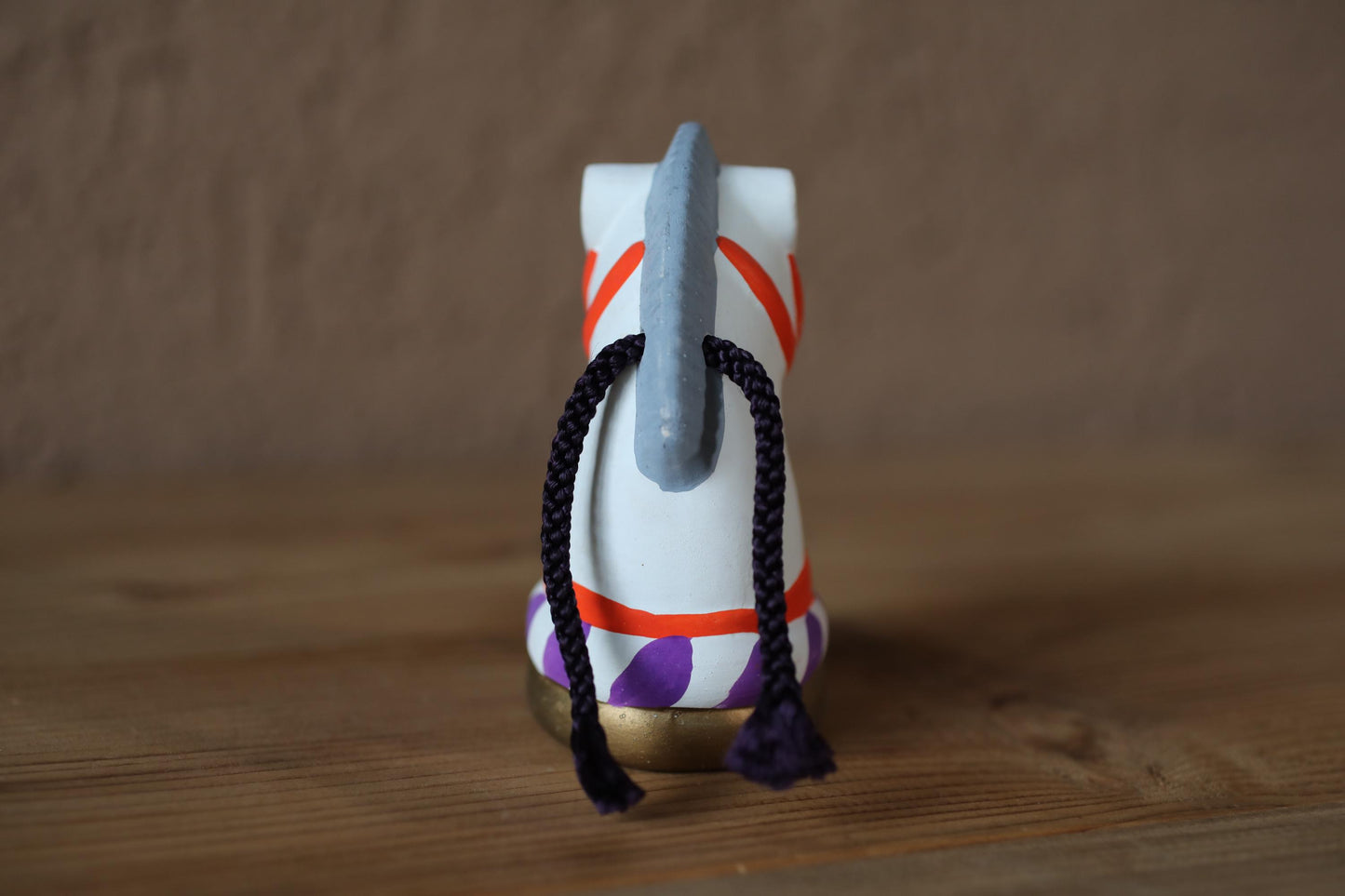 Japanese pottery bell horse animal doll with Kanji 誉田宮 神馬 sacred horse Paper weight, Ornaments Japanese vintage small bell H3.9in/10cm