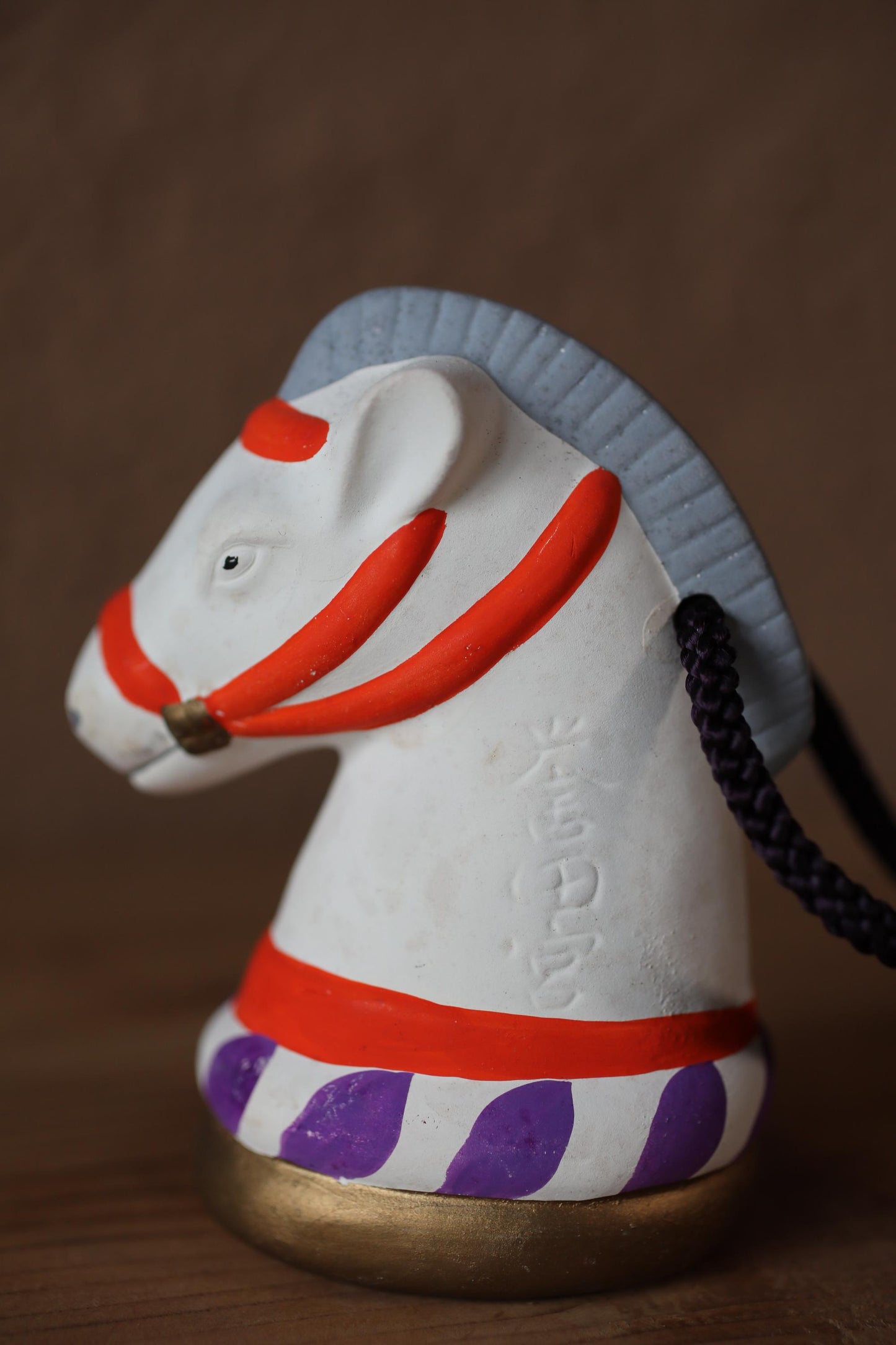 Japanese pottery bell horse animal doll with Kanji 誉田宮 神馬 sacred horse Paper weight, Ornaments Japanese vintage small bell H3.9in/10cm