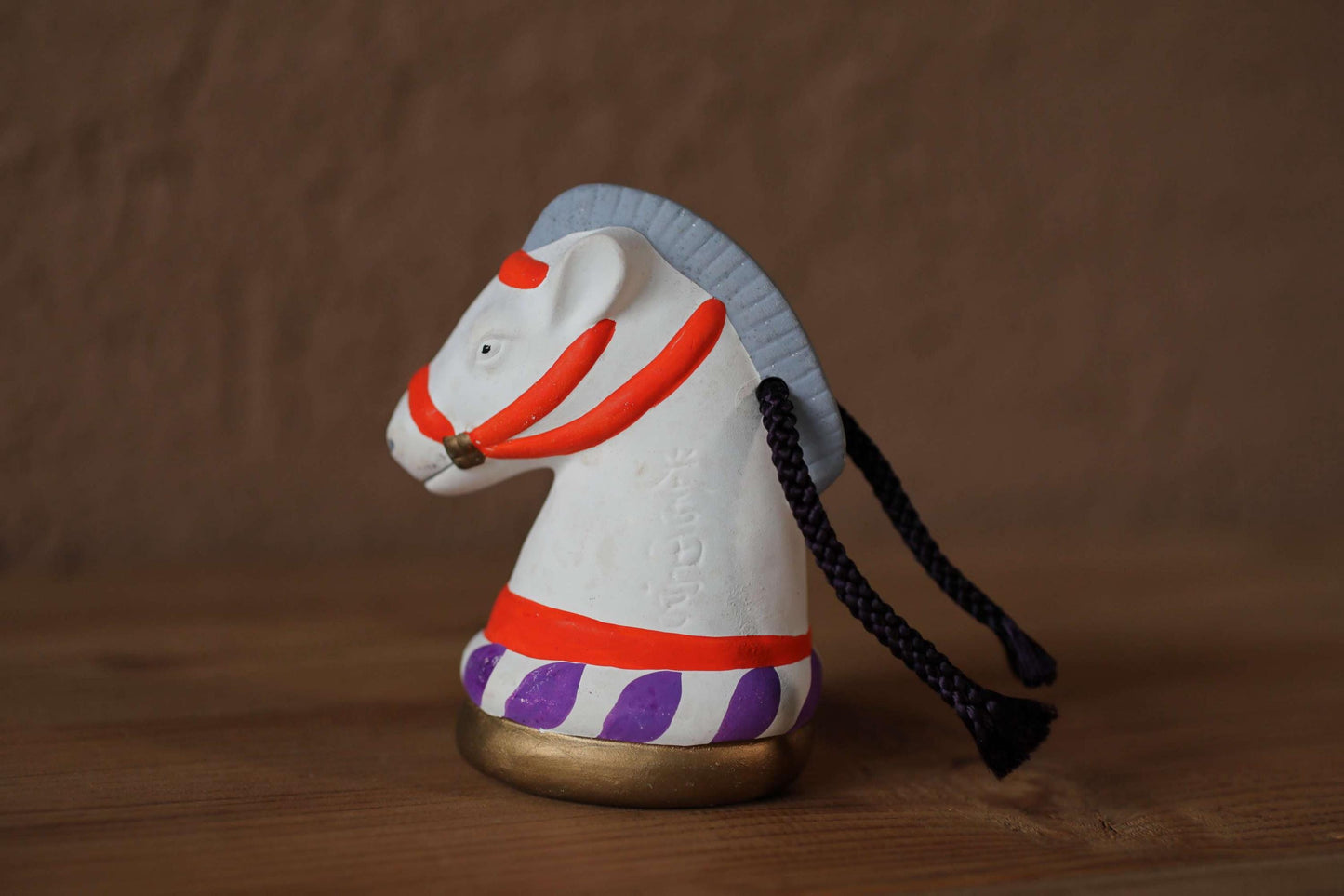 Japanese pottery bell horse animal doll with Kanji 誉田宮 神馬 sacred horse Paper weight, Ornaments Japanese vintage small bell H3.9in/10cm