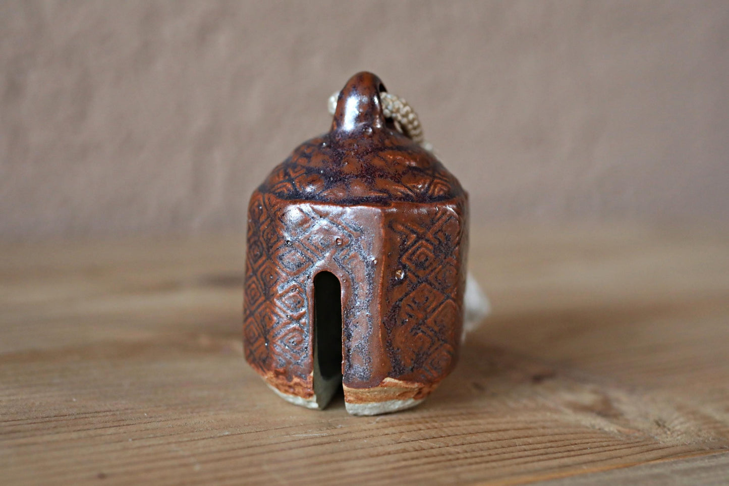 Japanese vintage pottery small bell with pattern Edo Period Reproductions, Paper weight H3in×2in/H7.5×5cm