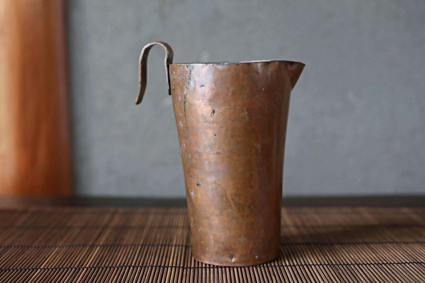 Japanese antique sake pot keeping warm made of copper atsukan pot with Kanji signed shop name 1930s H6.7×W5.3in/H17×W13.5cm