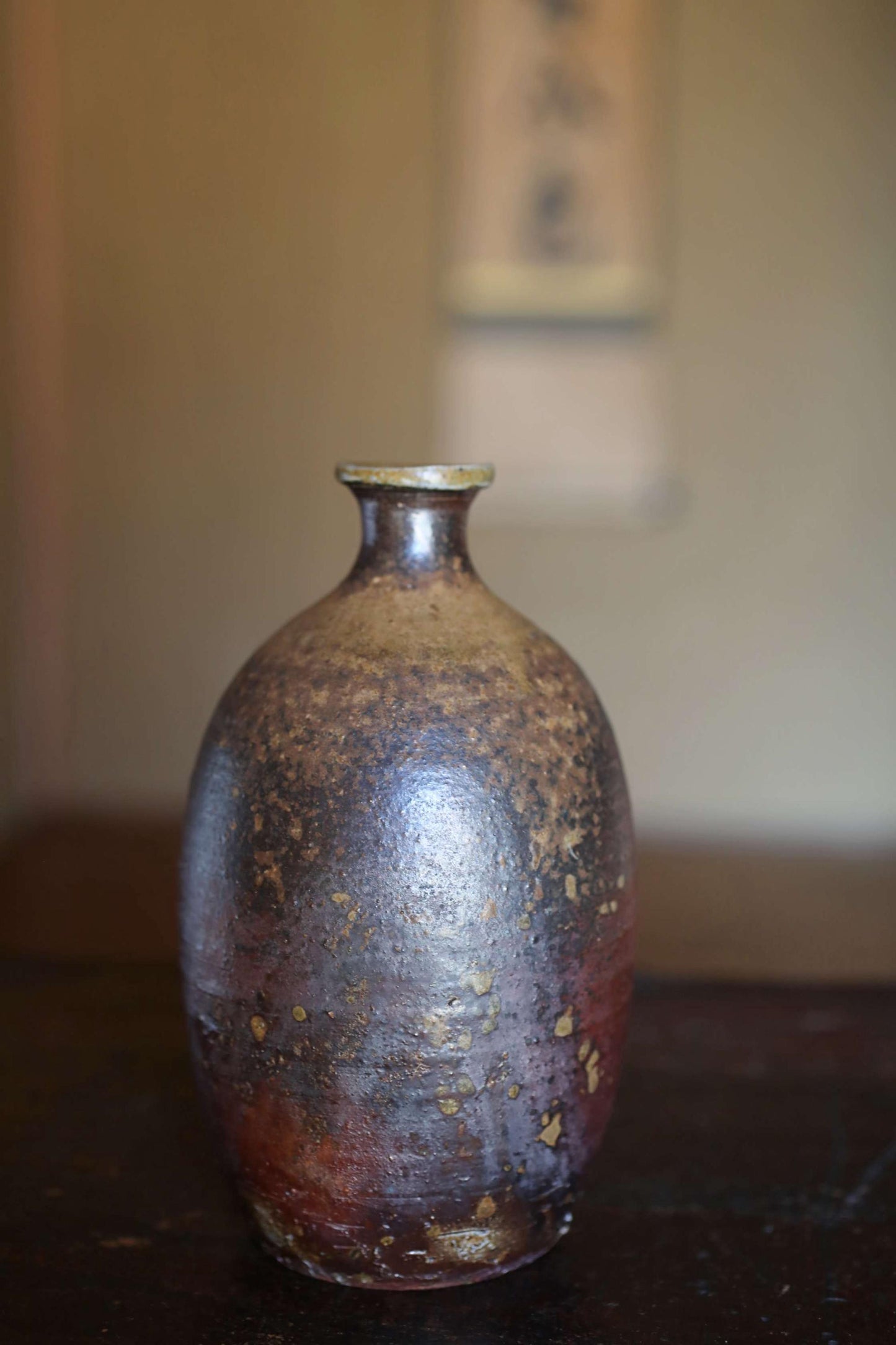 Japanese antique pottery "Bizen ware"  Hidasuki flower vase 1960s Beautiful earth color no glazed with a box  H7.1×3.9in/H18×10cm