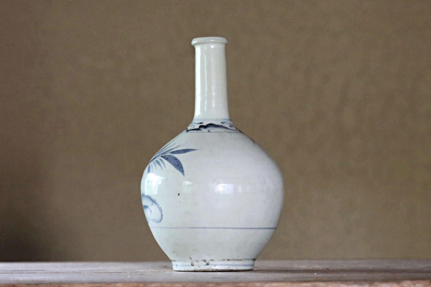 Japanese antique porcelain Sake bottle vase indigo blue&white hand painting flower SOMETSUKE KOIMARI 1800s EDO craft  H10.4×5.9in/H26.5×15cm