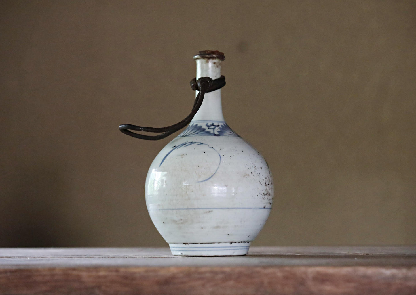 Japanese antique porcelain Sake bottle vase indigo blue&white hand painting flower SOMETSUKE KOIMARI 1800s EDO craft  H9.8×5.9in/H25×15cm