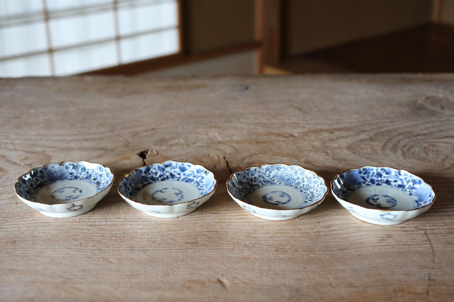FINE! Japan antique 1800s IMARI set of 4 plates porcelain with flowers and arabesques Kanji kiln art hand paint Indigo Blue White Sometsuke