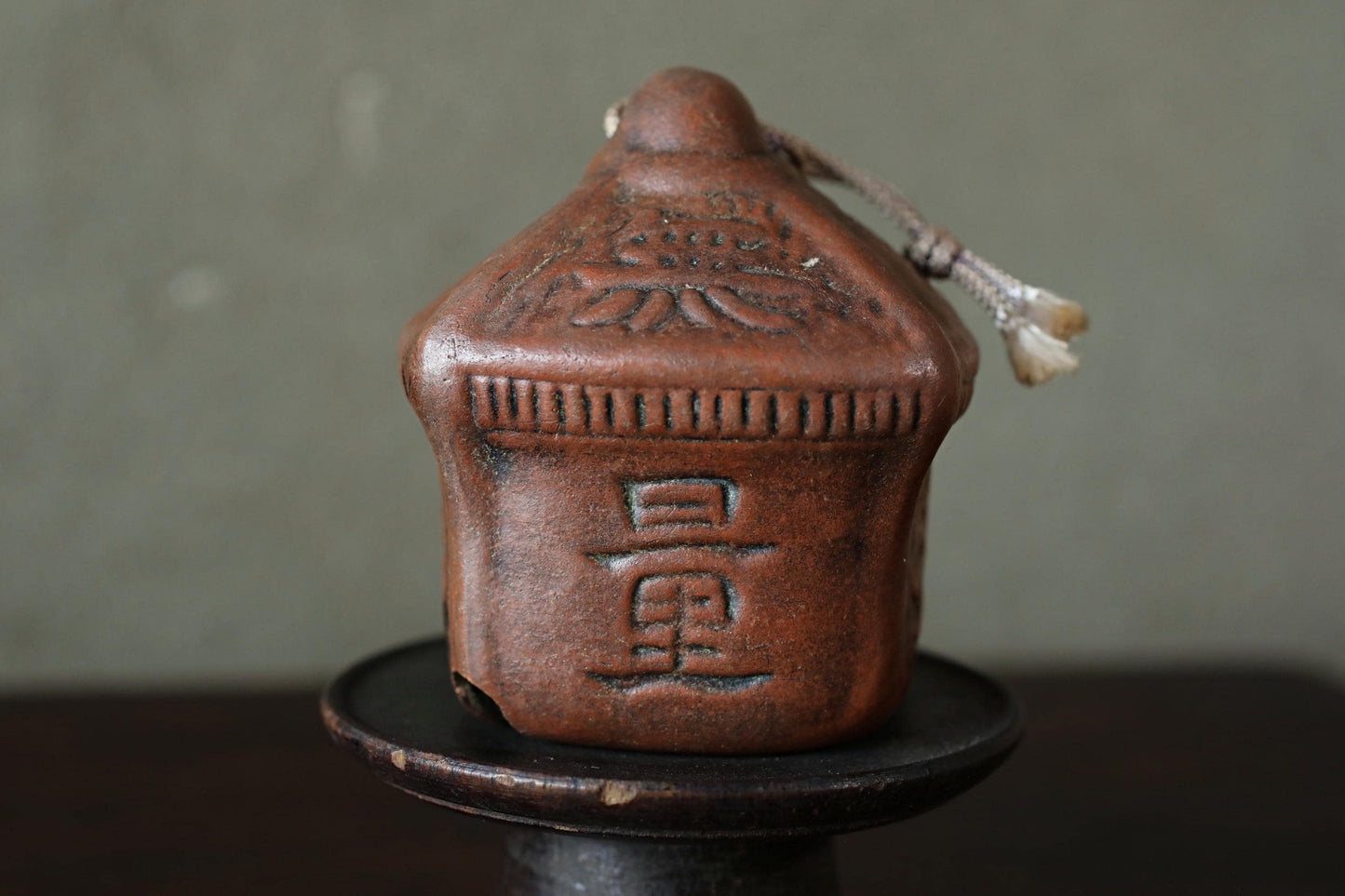 Japanese small pottery bell old house shaped amulet with Kanji Buddhist fortunate words Ornaments vintage small bell H3.9in/10cm