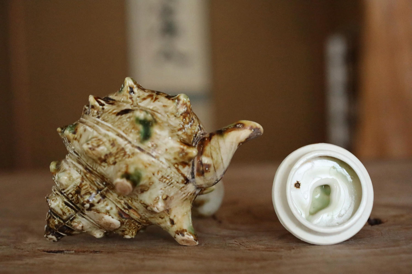Japanese vintage ceramic tea pot shell design turban shaped ,tea pot for SENCHA tea ceremony, H3.5xW5.3in/9x13.5cm
