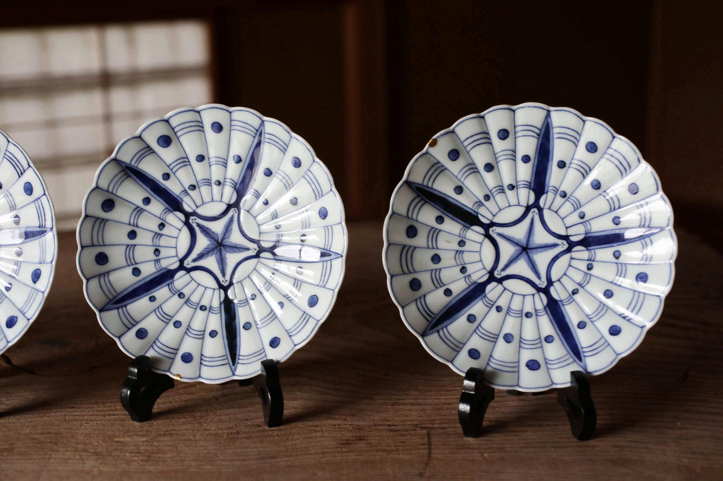 FINE! RARE! beautiful set of 4 plates Japanese antiques porcelain ceramic hand paint dish Indigo Blue White shell pattern KOIMARI 1800s