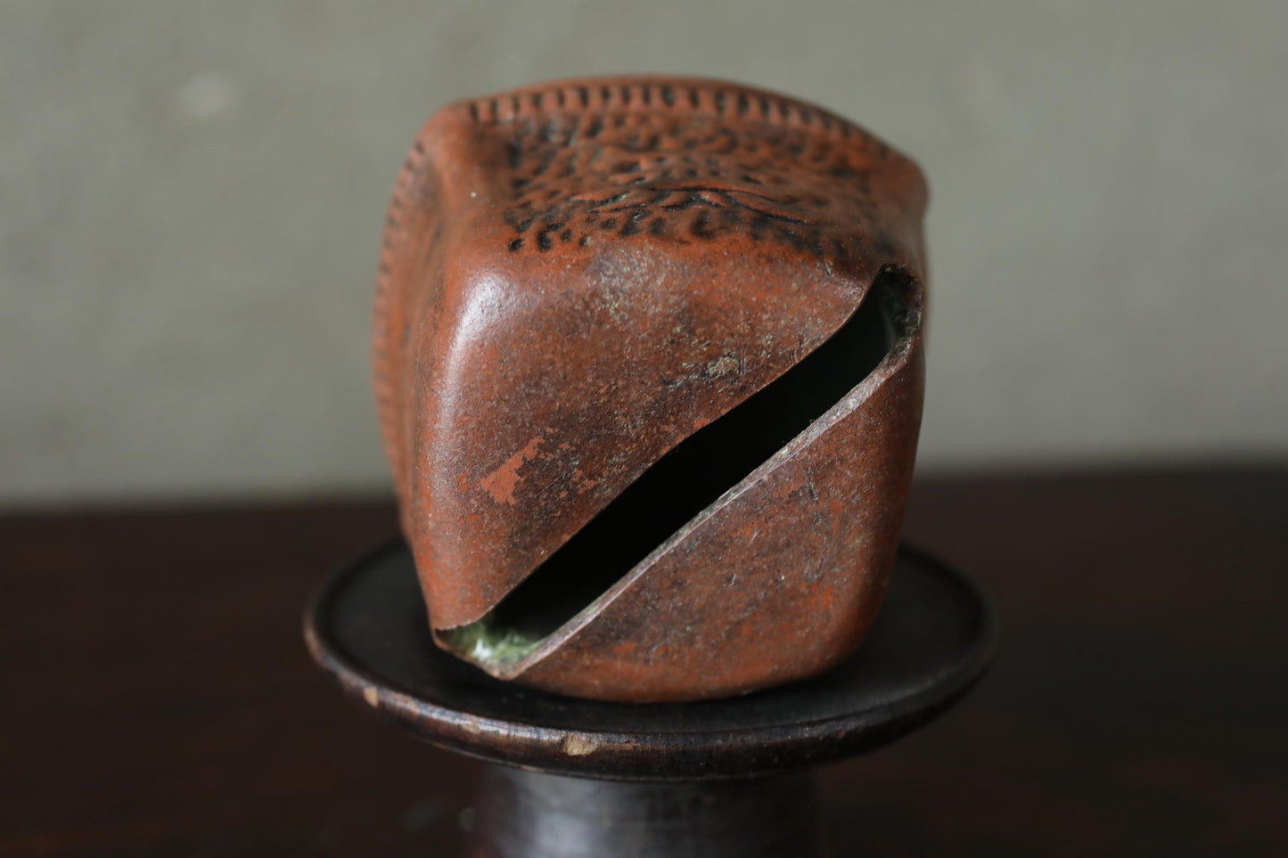 Japanese small pottery bell old house shaped amulet with Kanji Buddhist fortunate words Ornaments vintage small bell H3.9in/10cm