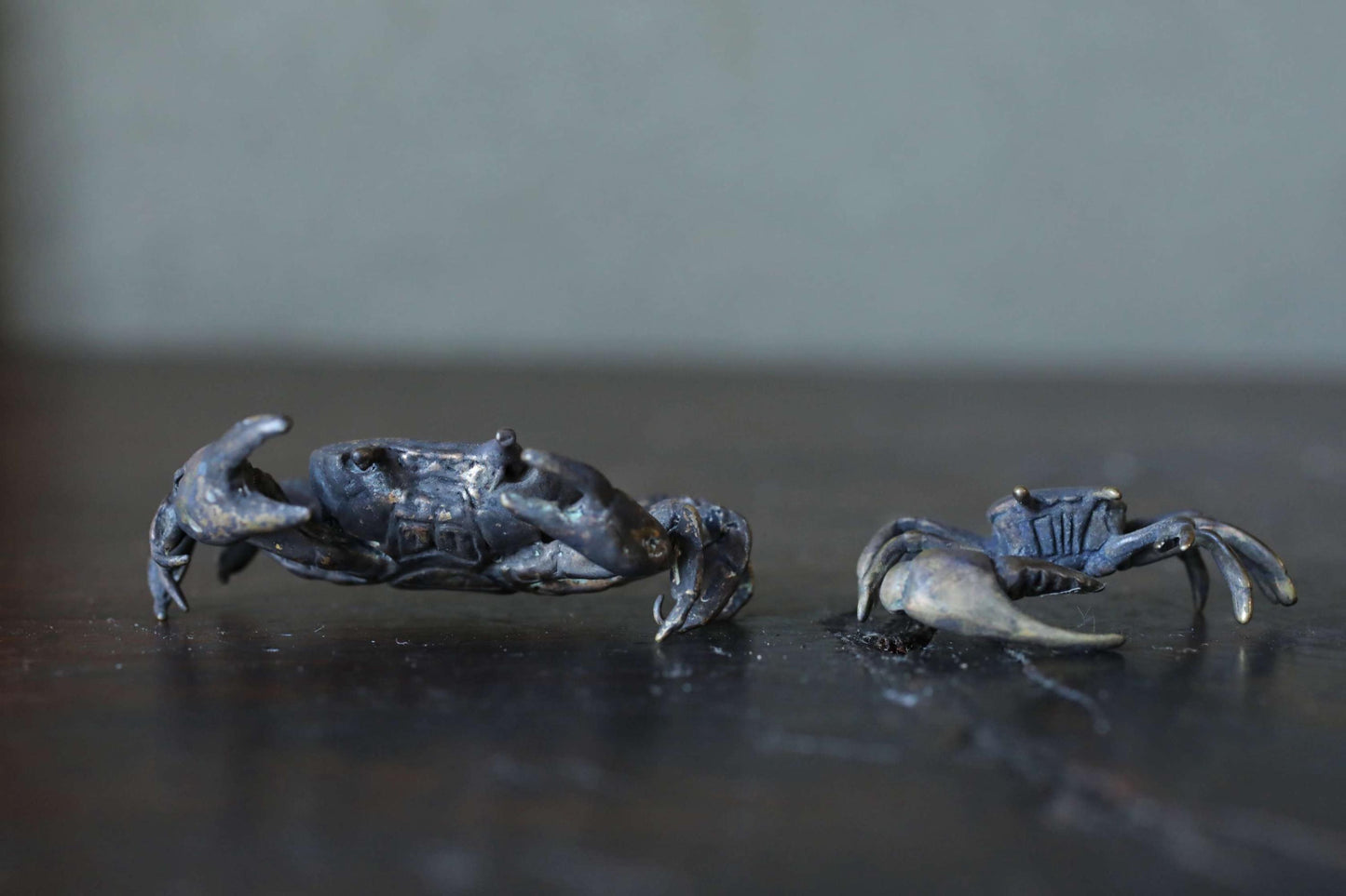 Fine! Japanese vintage bronze Crab family mini small dolls for IKEBANA/ BONSAI / BONKEI Miniature Landscapes art 0.8×2.2in/2×5.5cm