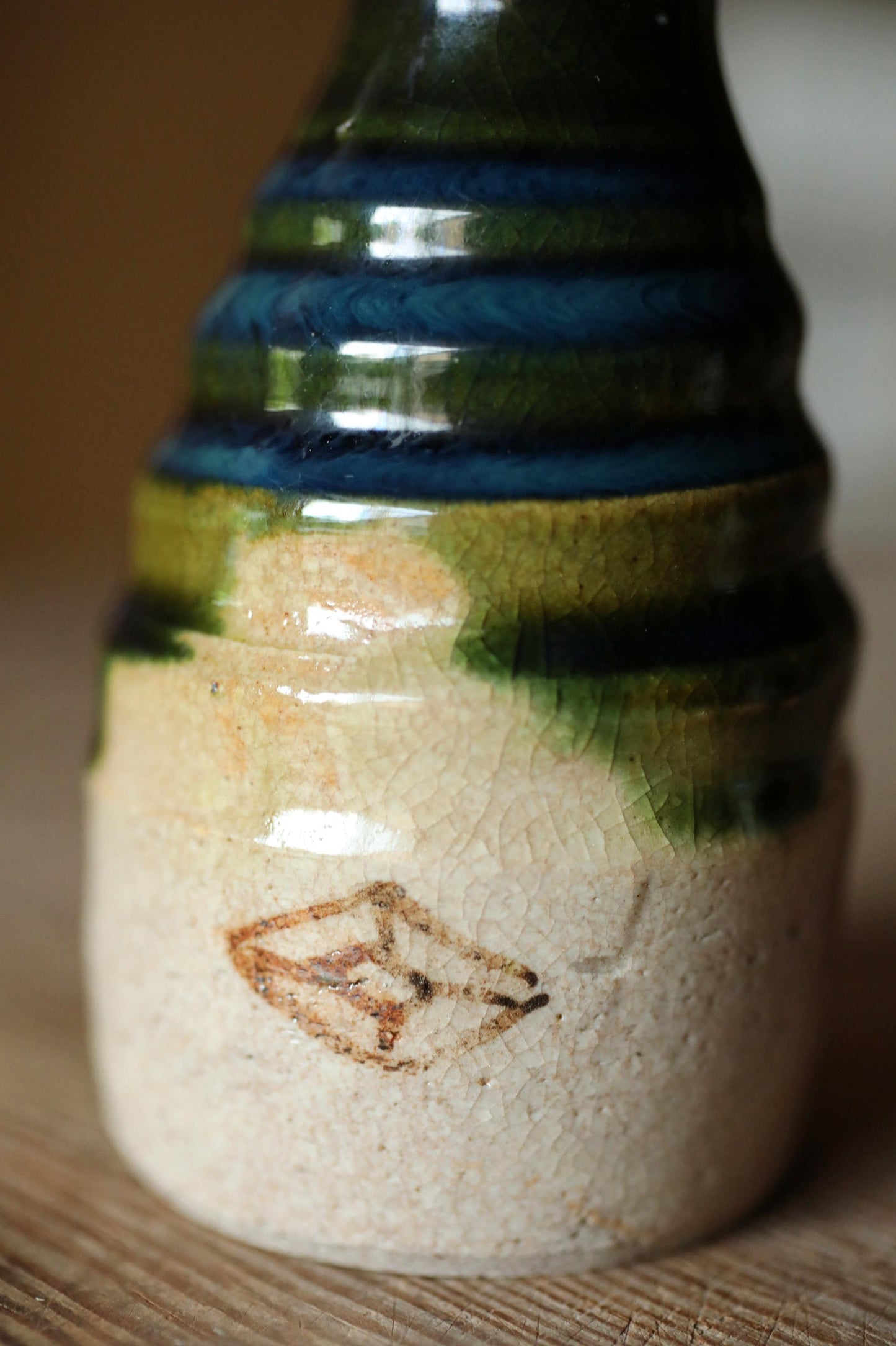 Japanese vintage Oribe ware ceramic sake set with signed, 2 bottle, 5cups Tokkuri Oribe green tableware small sake cup H4.3in/H10.9cm
