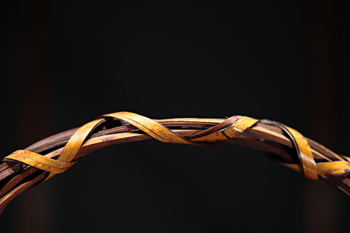 Large! Japanese vintage bamboo woven basket in smoke stained color ,For IKEBANA, Tea ceremony, Hana-kago H18.5x15.4in/H47cm×39cm