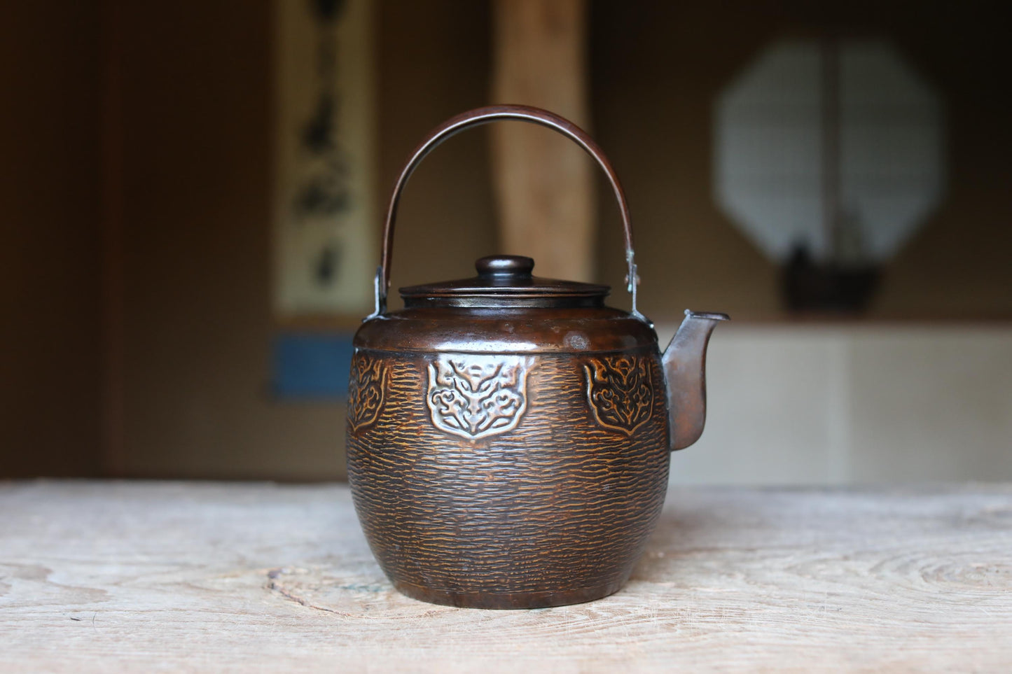 Japanese vintage copper kettle tea pot 1960s with arabesque pattern hand metal craft kitchen ware tableware pot, tea ceremony H9.1in/H23cm