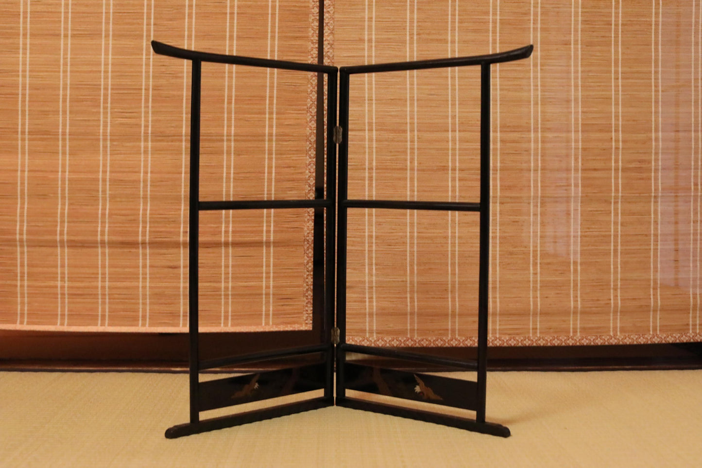 Japanese vintage furniture small kimono display rack made of wood, Tenugui towel Rack H23.6×29.9in/H60×76cm